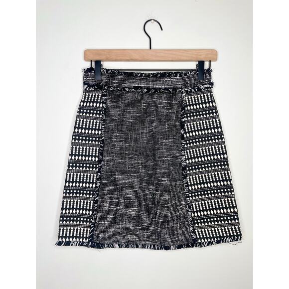 French Connection Tweed Pencil Skirt Size 2 Fringe Pixel Mix Business Casual - Picture 8 of 10